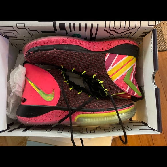 Myris 6 basketball shoes 10.5